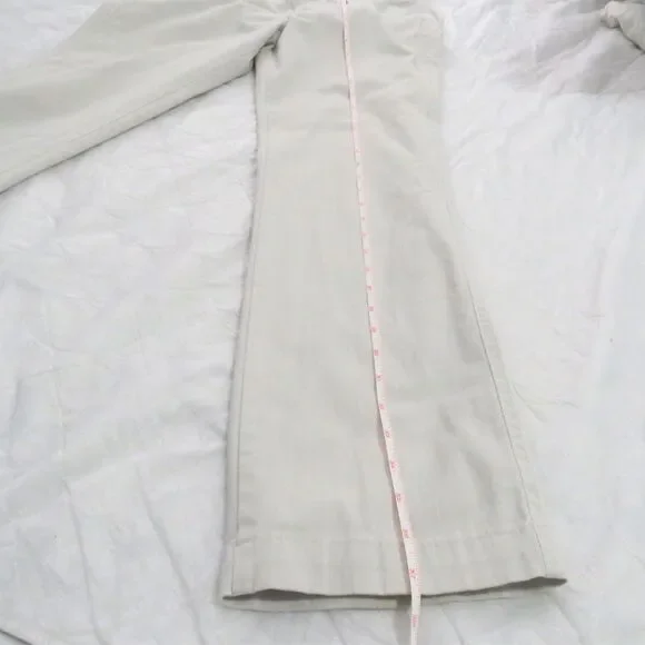 Riders By Lee Jeans Womens Size 8 M Beige Straight Leg Casual or Work Casual - Picture 11 of 12